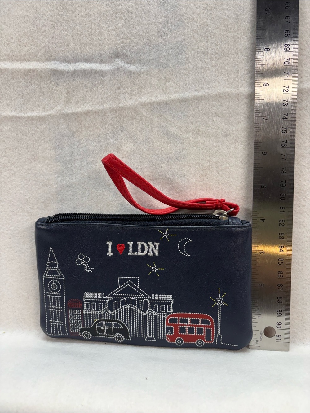 Atmosphere I Love London LDN Wristlet Clutch Coin Purse Travel Pouch Black Red - Picture 3 of 6